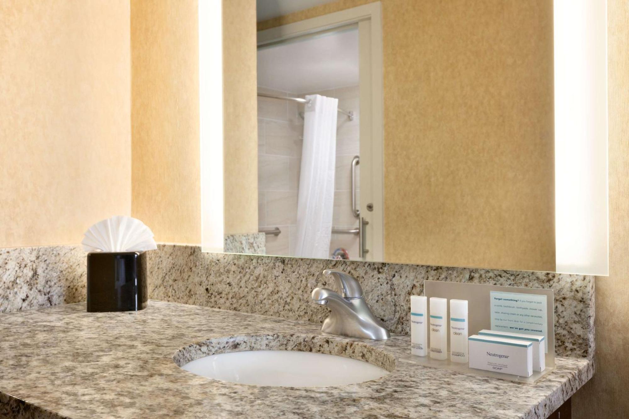 Hampton Inn Washington-Dulles International Airport South Chantilly Dış mekan fotoğraf